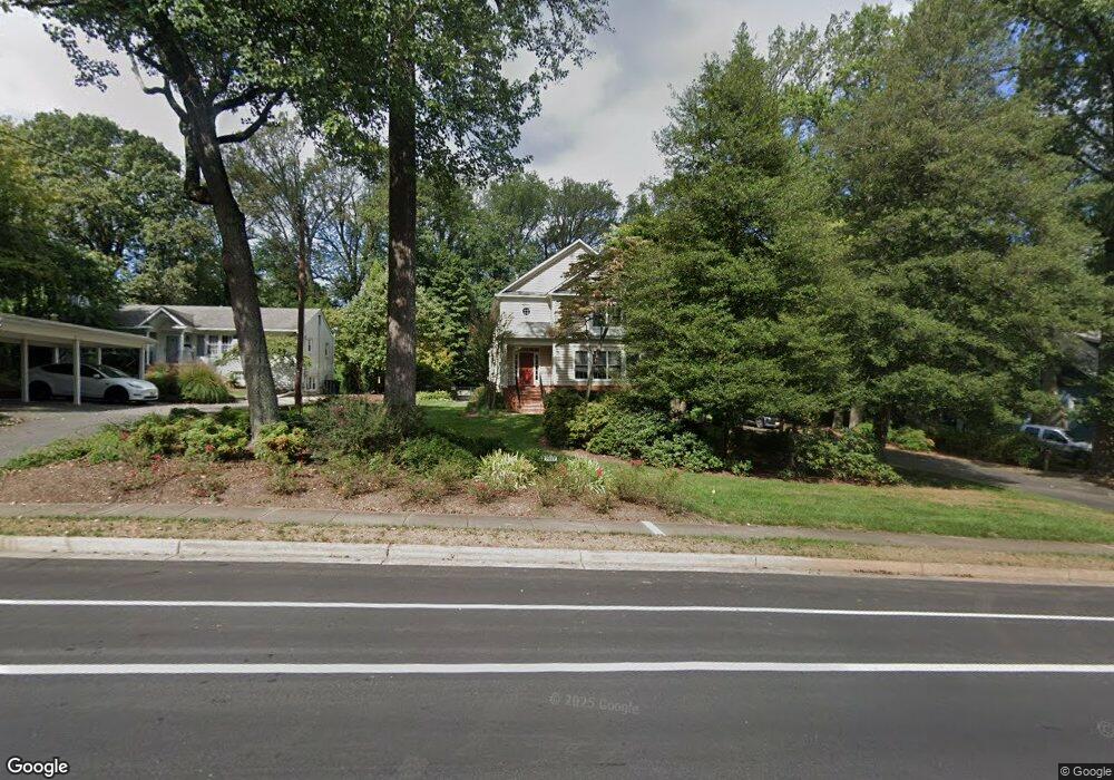 7027 Williamsburg Blvd, Arlington, VA 22213 - photo 1