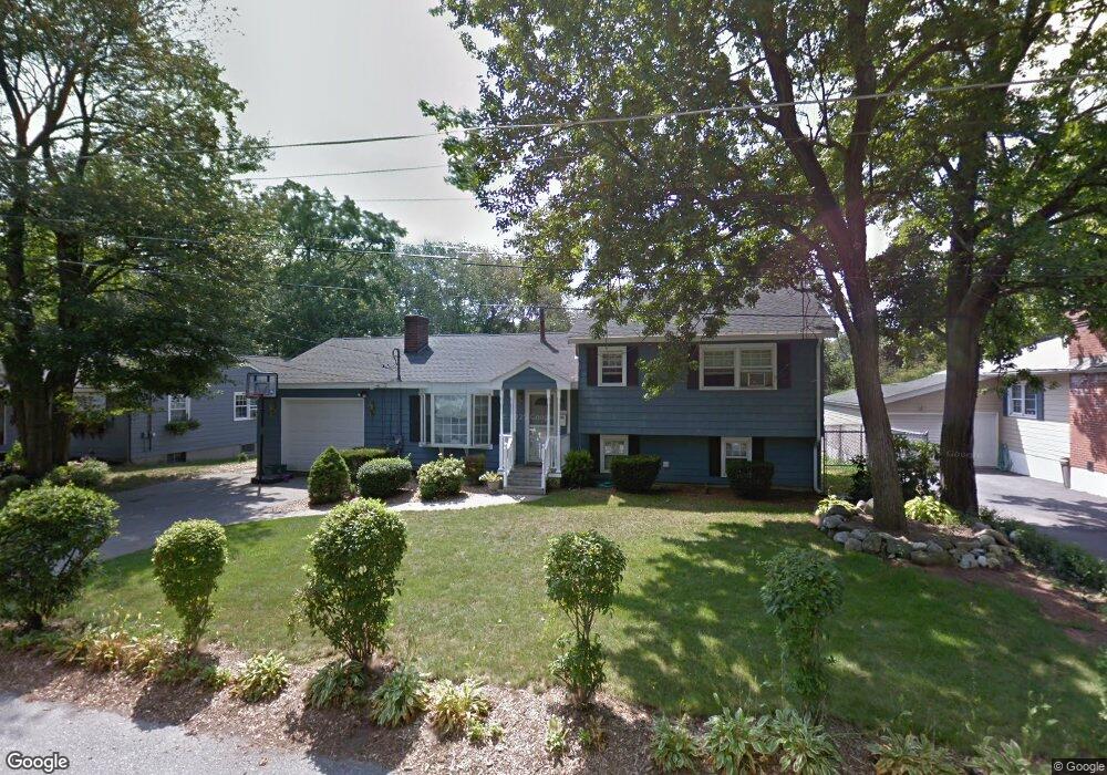 25 Alcott St, Lowell, MA 01852 - photo 1