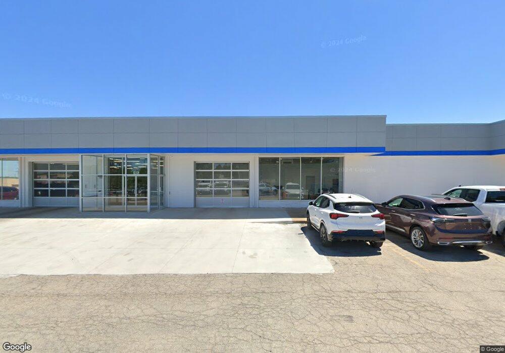 905 SW 37th Terrace, Topeka, KS 66609 - photo 1