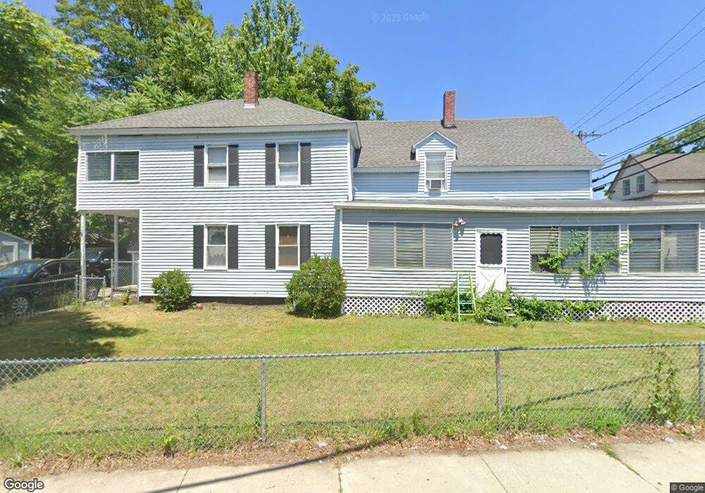 31-31 1/2 Blossom St, Nashua, NH 03060 - photo 1