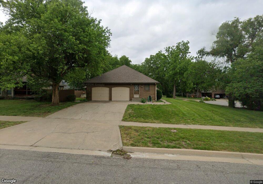 3531 SW Summerwood Rd, Topeka, KS 66614 - photo 1