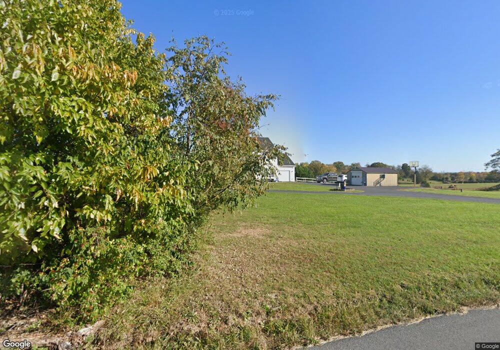 118 Cheshire Rd, Bunker Hill, WV 25413 - photo 1