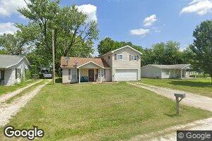 145 E Lincoln St, Hawk Point, MO 63349