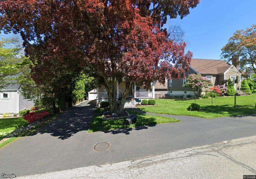 304 Pythian Ave, Hawthorne, NY 10532 - photo 1