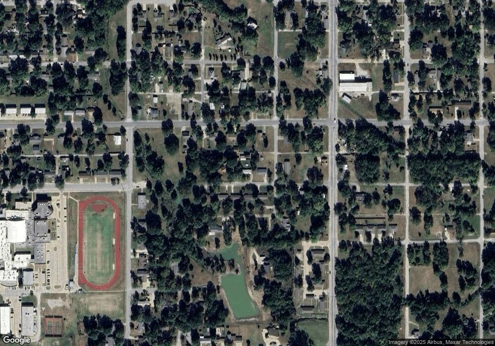 2705 Morton Ave, Parsons, KS 67357 - photo 1