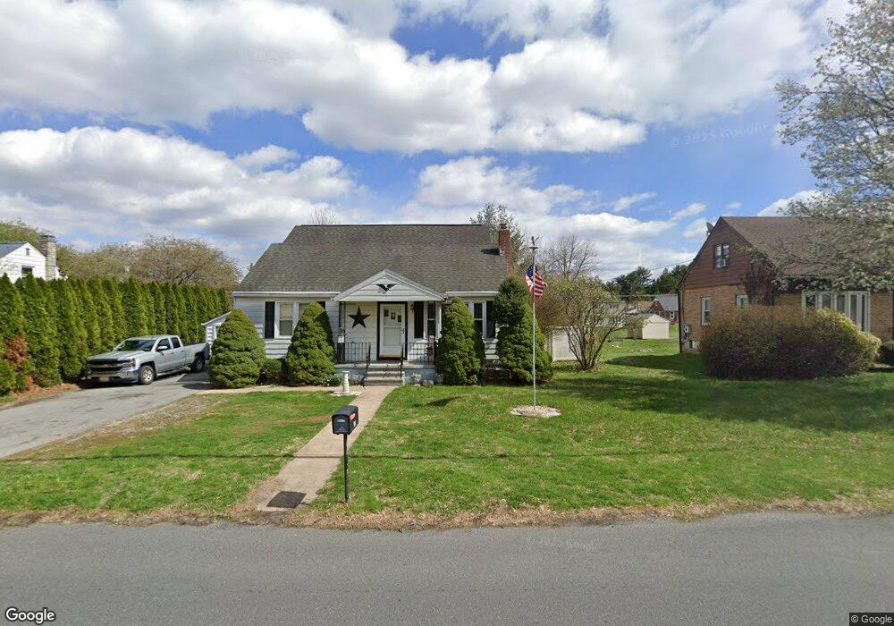 215 W 47th St, Reading, PA 19606 - photo 1