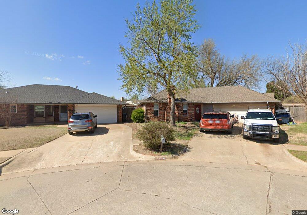 213 Pinewood Cir, Moore, OK 73160 - photo 1
