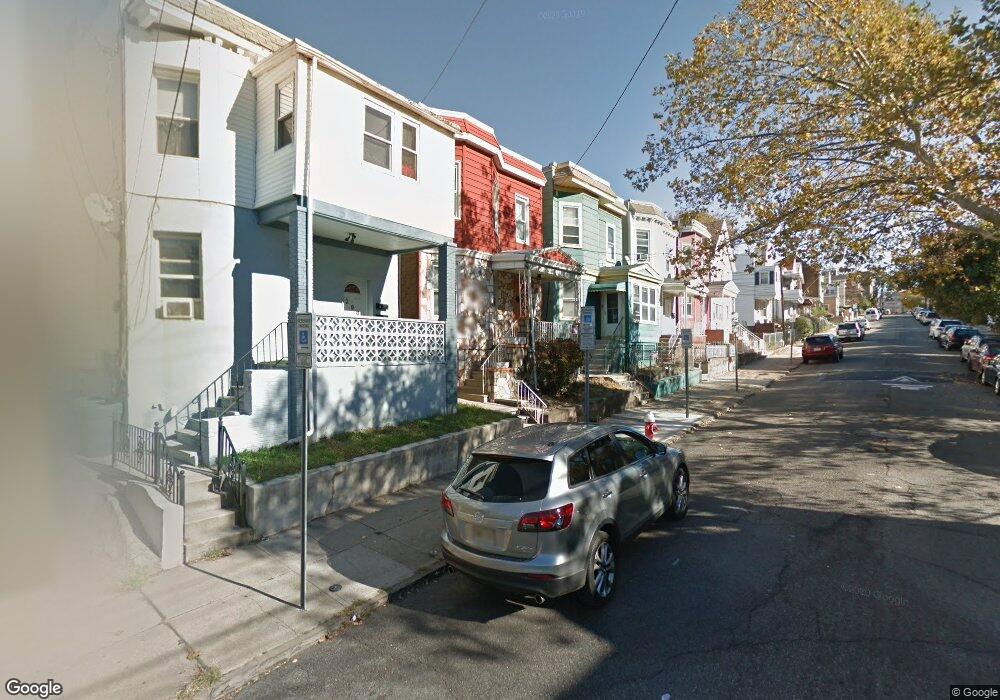 296 Claremont Ave unit 1, Jersey City, NJ 07305 - photo 1