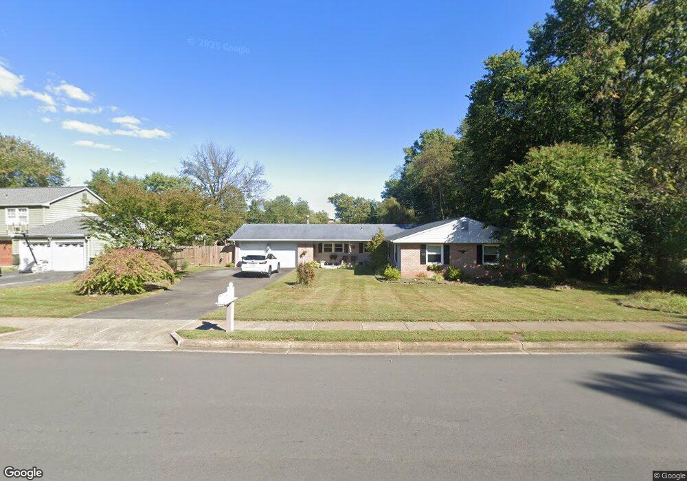 4307 Middle Ridge Dr, Fairfax, VA 22033 - photo 1