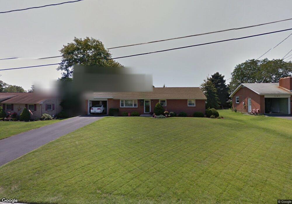 342 Town Dr, Greencastle, PA 17225 - photo 1