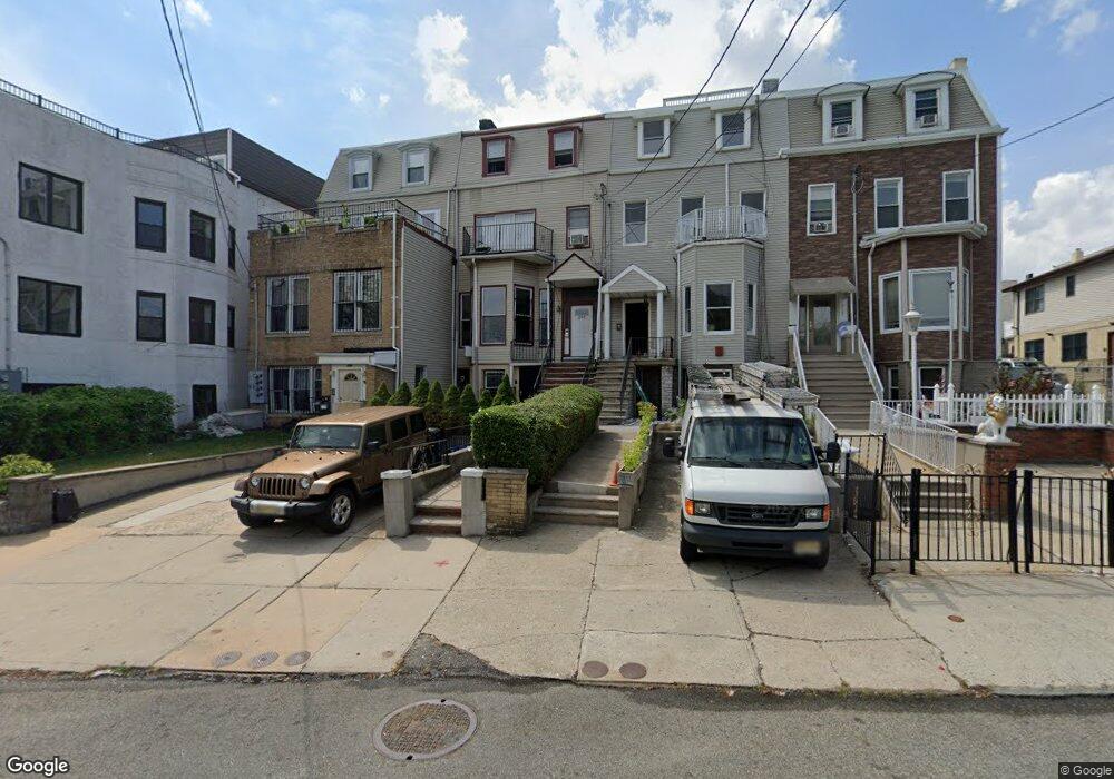 298 Paterson Plank Rd unit 3rd Floor, Jersey City, NJ 07307 - photo 1