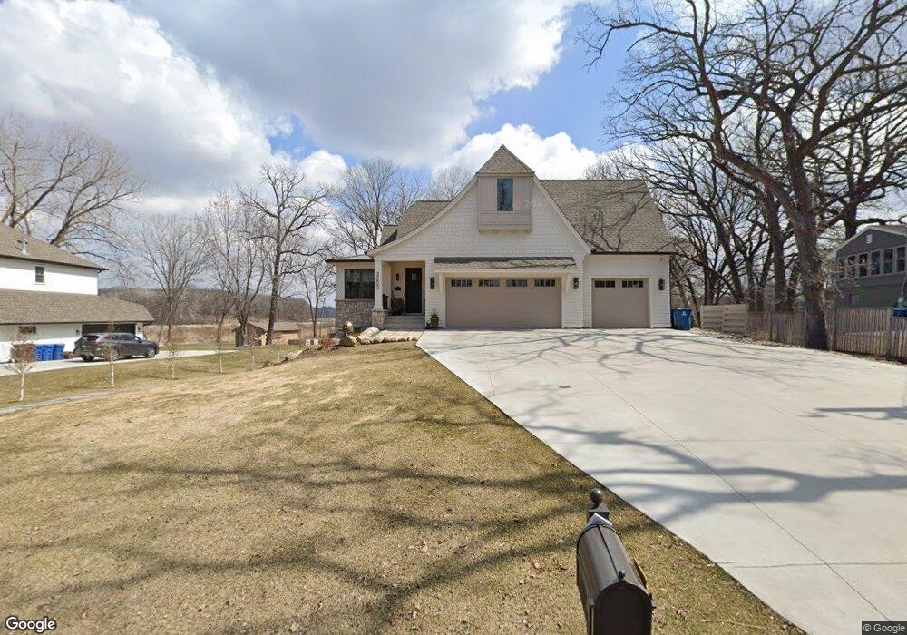 3205 Fairchild Ave, Wayzata, MN 55391 - photo 1