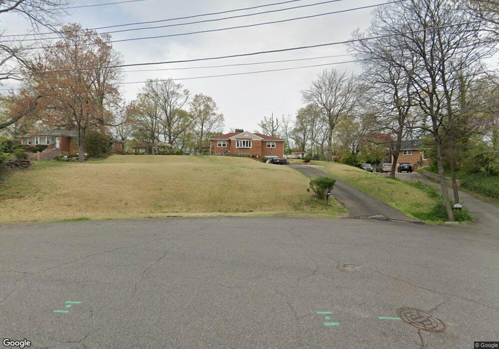 4624 Barnum Ln, Alexandria, VA 22312 - photo 1