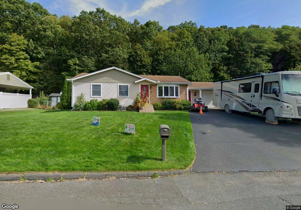 66 Woodland St, Holyoke, MA 01040 - photo 1