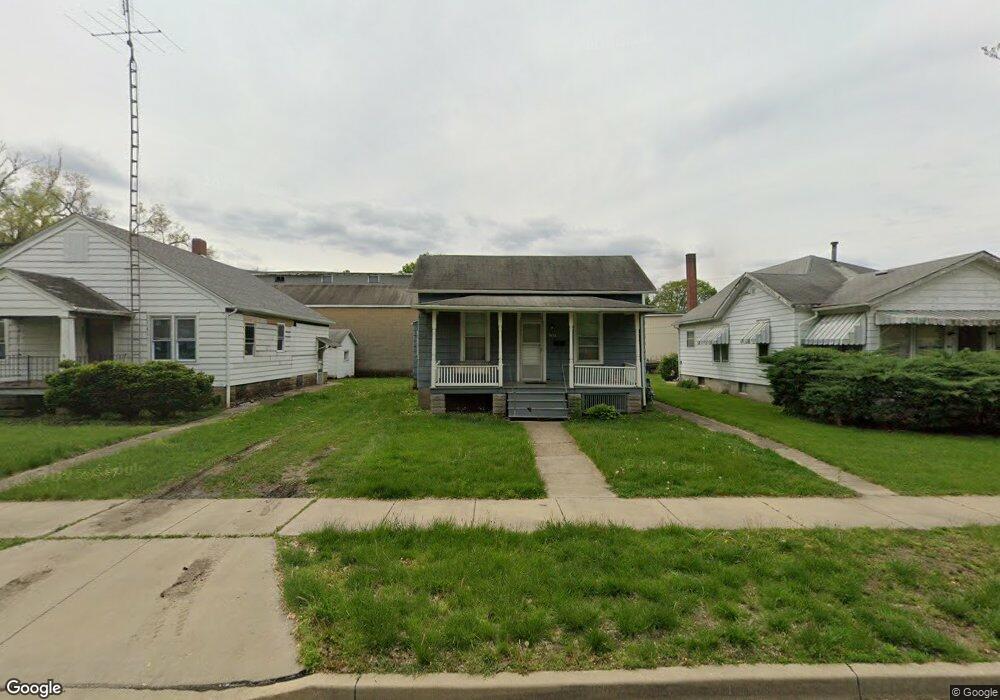 1023 Pulaski St, Lincoln, IL 62656 - photo 1