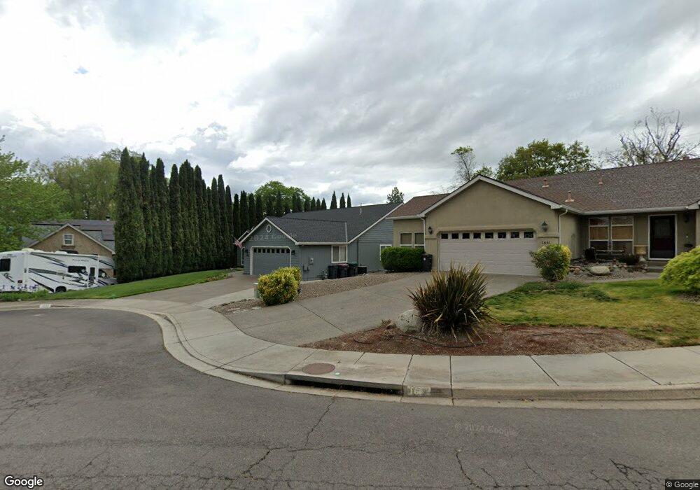1651 Inverness Dr unit 13, Medford, OR 97504 - photo 1