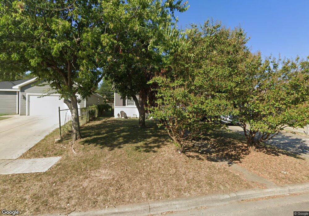 2921 NW 28th St, Fort Worth, TX 76106 - photo 1