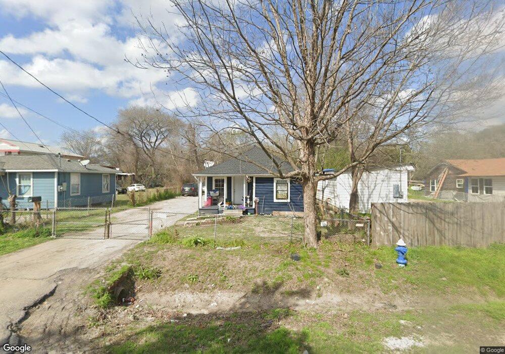 1205 Duff Ln, Houston, TX 77022 - photo 1