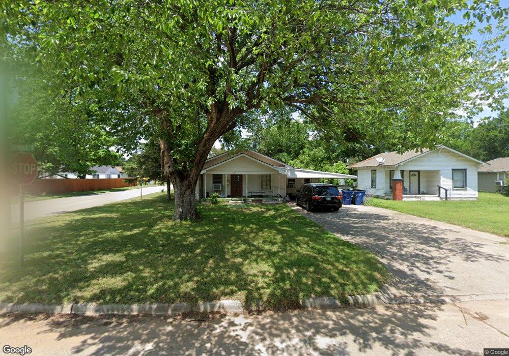 721 W Spruce Ave, Duncan, OK 73533 - photo 1