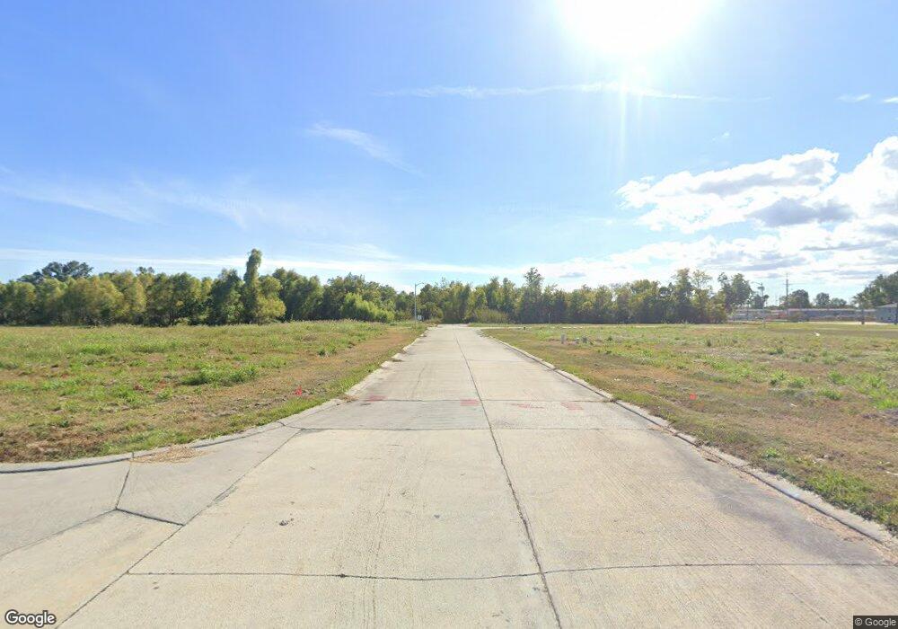 159 Saints Cir, Houma, LA 70363 - photo 1