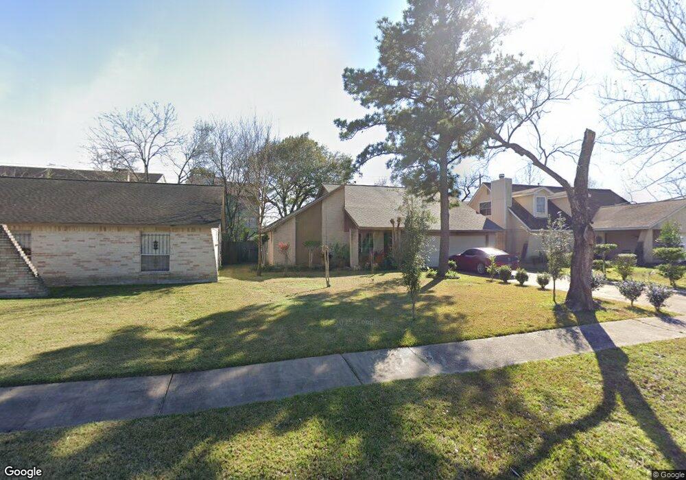 5315 Oak Cove Dr, Houston, TX 77091 - photo 1