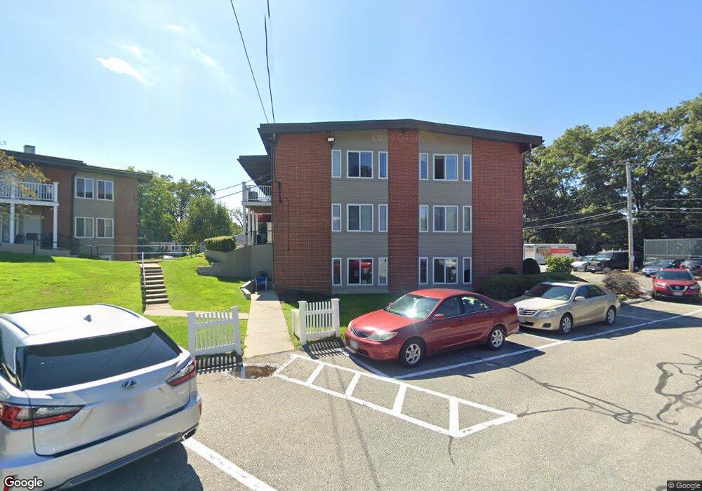 2 Westgate Dr unit 202, Woburn, MA 01801 - photo 1