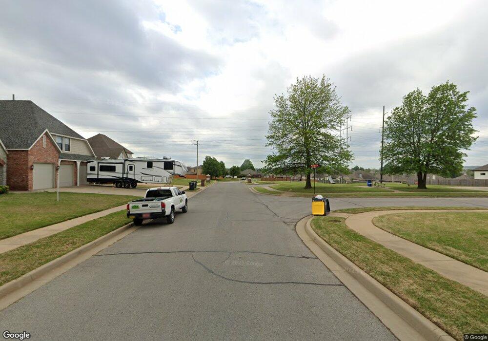 11902 S Nandina Ave, Jenks, OK 74037 - photo 1