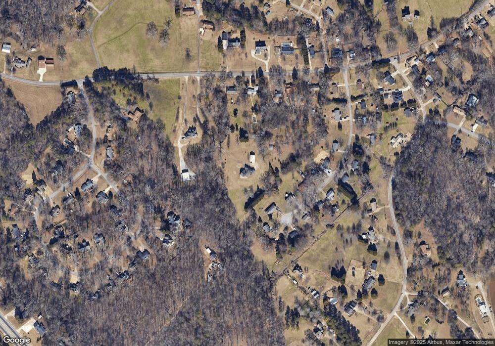 4438 Strickland Rd, Flowery Branch, GA 30542 - photo 1