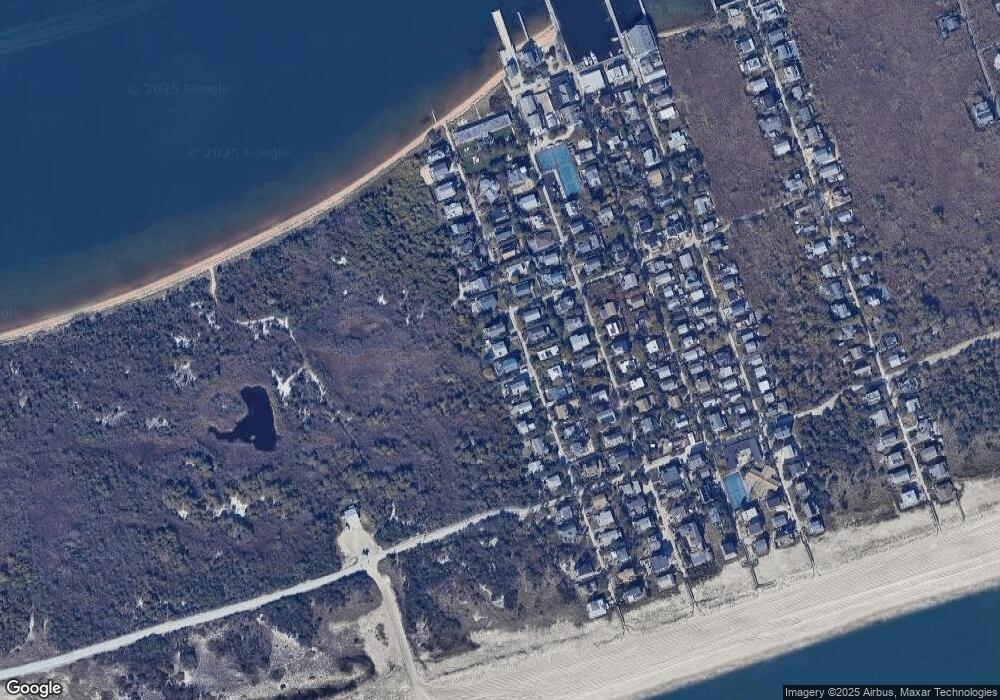 66 W Lighthouse Wlk Walk, Bay Shore, NY 11706 - photo 1