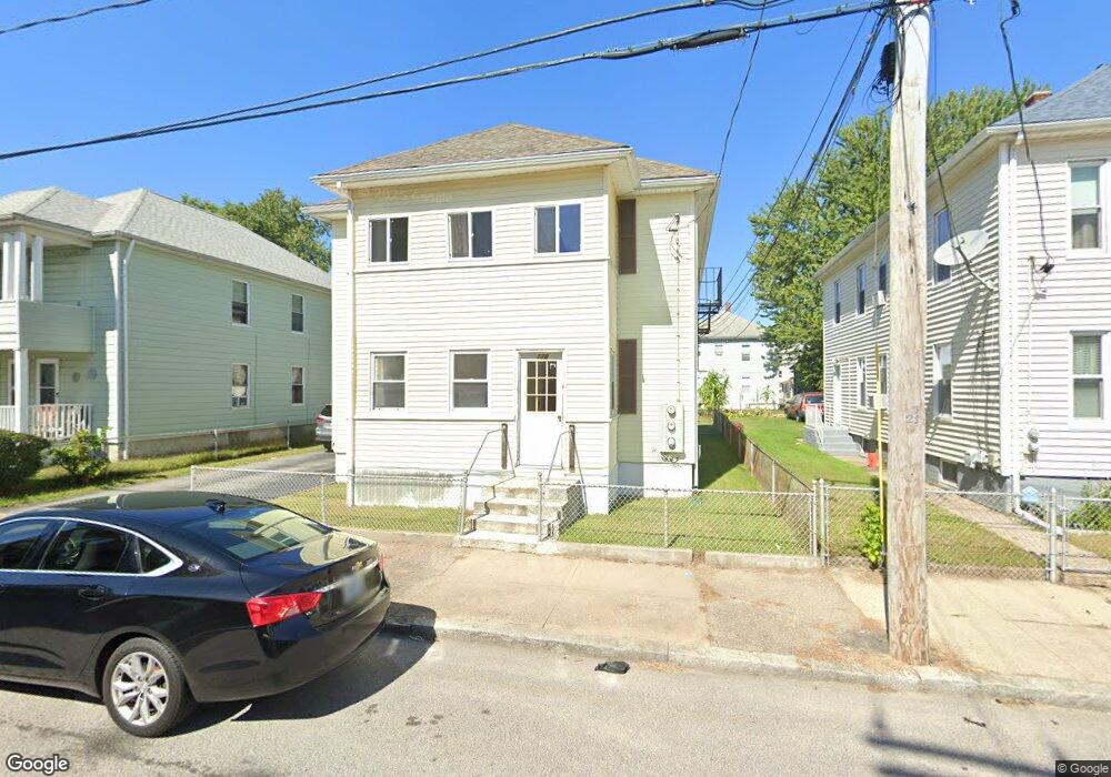 178 Coyle Ave unit 2 Front, Pawtucket, RI 02861 - photo 1