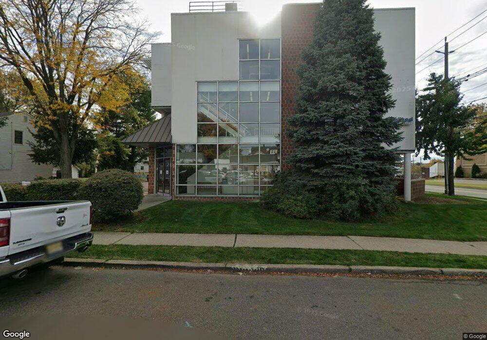 17-15 Maple Ave unit 203, Fair Lawn, NJ 07410 - photo 1