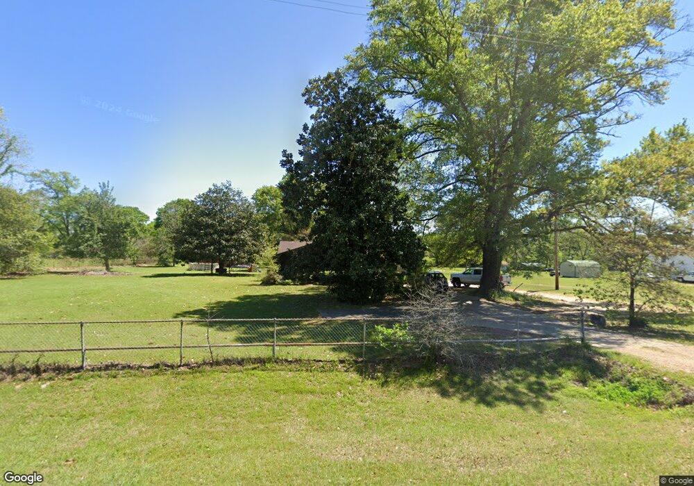 1730 N Pine St, Vivian, LA 71082 - photo 1