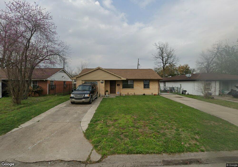 130 Red Ripple Rd, Houston, TX 77076 - photo 1