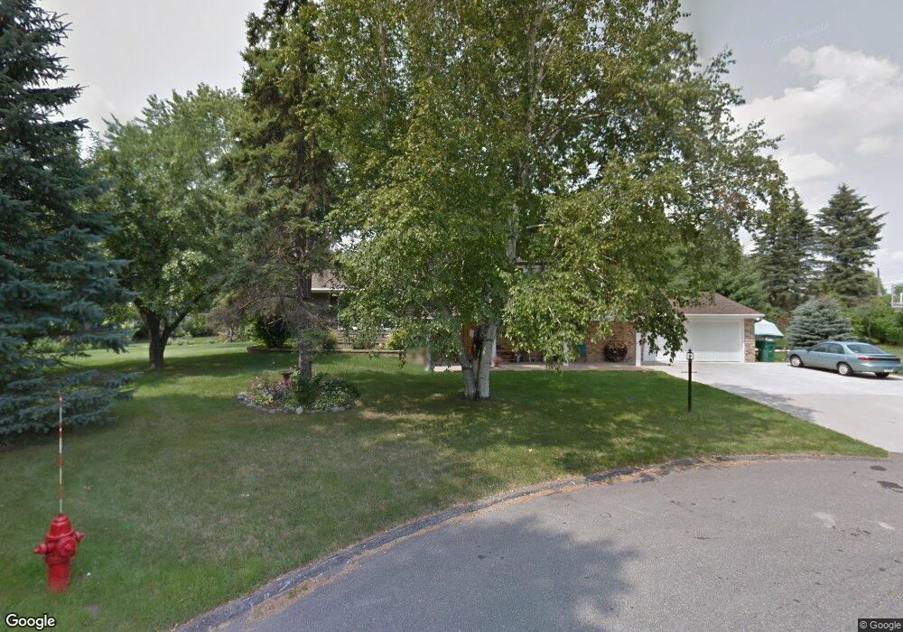 5120 Clear Spring Ct, Minnetonka, MN 55345 - photo 1