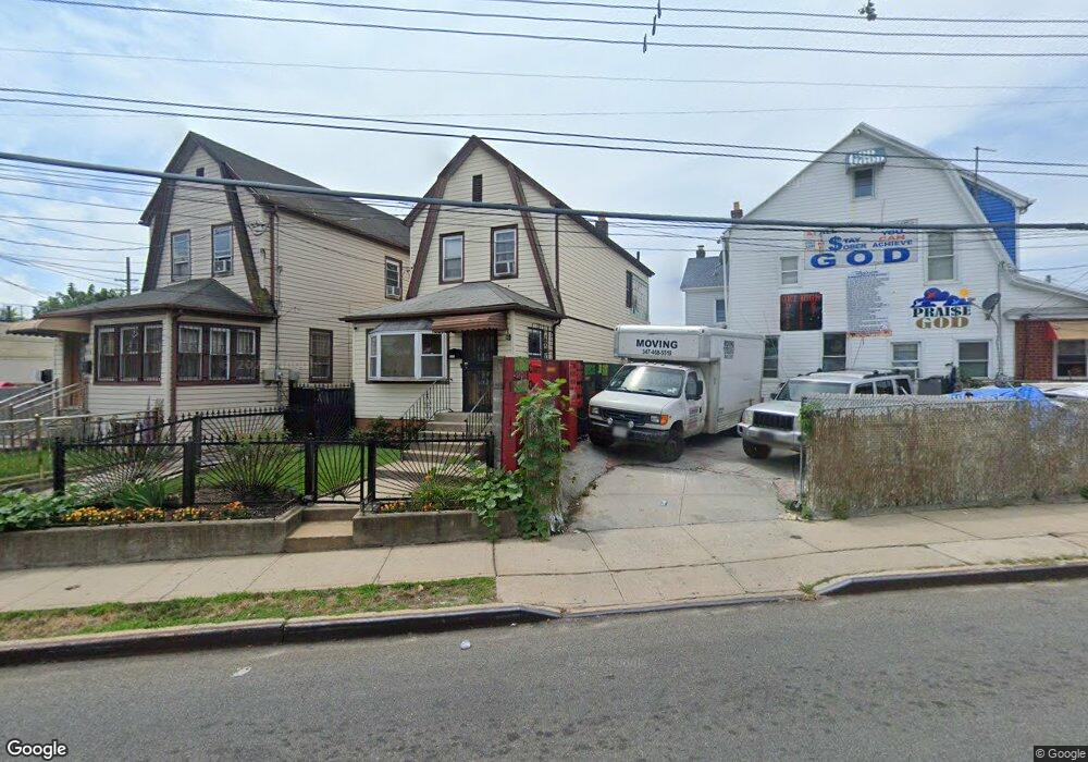 9708 190th St, Hollis, NY 11423 - photo 1