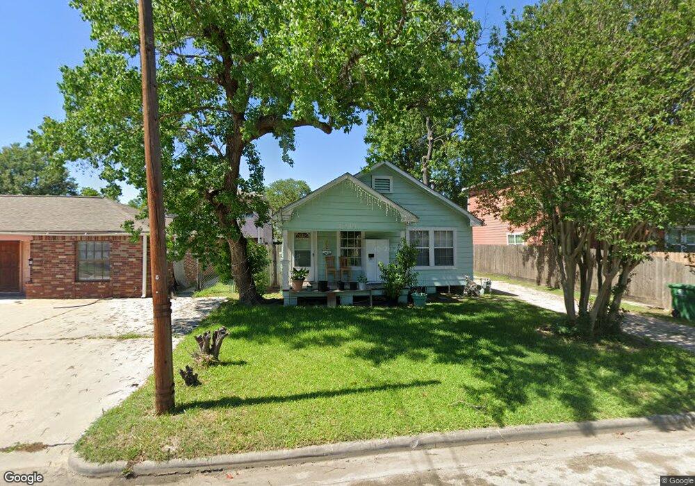 1214 Mathis St, Houston, TX 77009 - photo 1