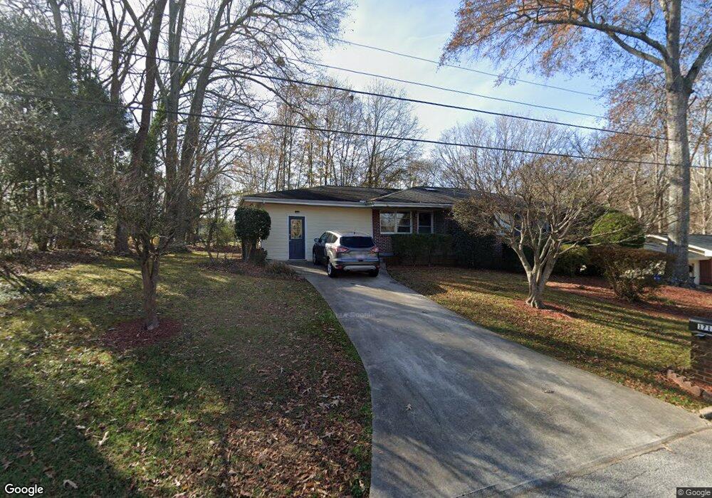 1712 Lakeview Cir, Gainesville, GA 30501 - photo 1