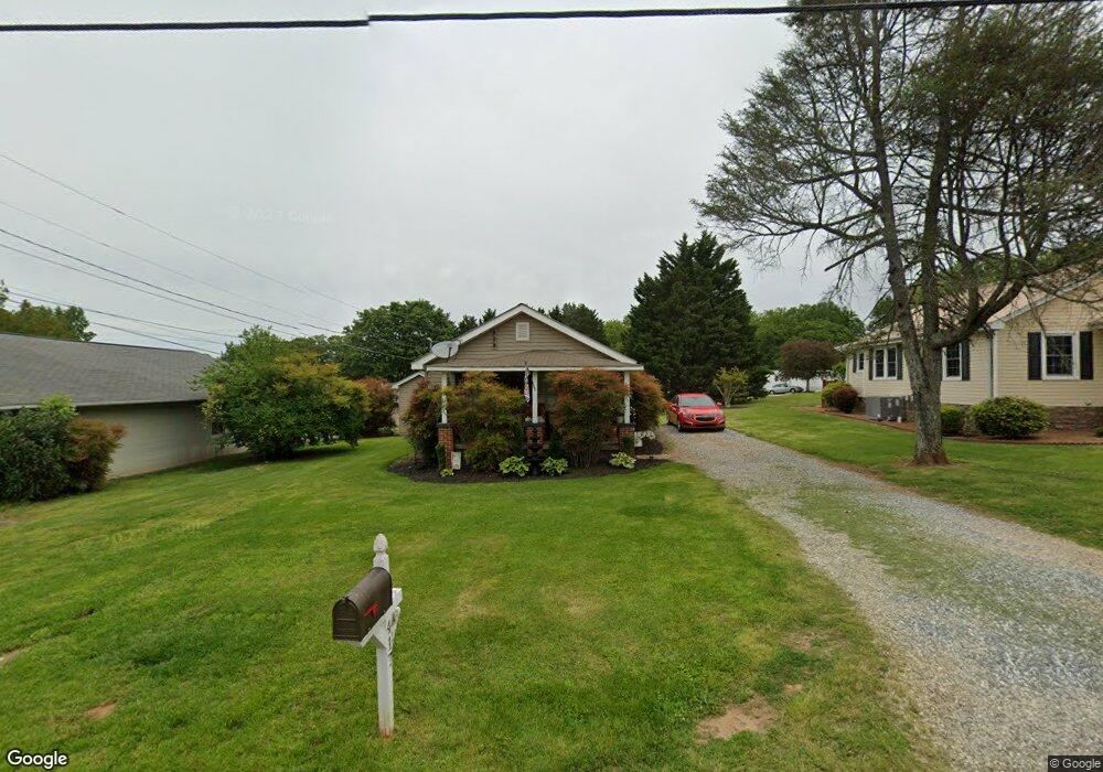 417 Wayside St S, Cornelia, GA 30531 - photo 1