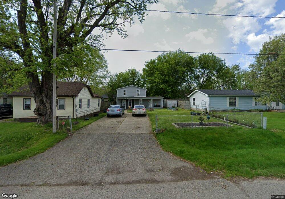 1063 W Schumacher Ave, Flint, MI 48507 - photo 1