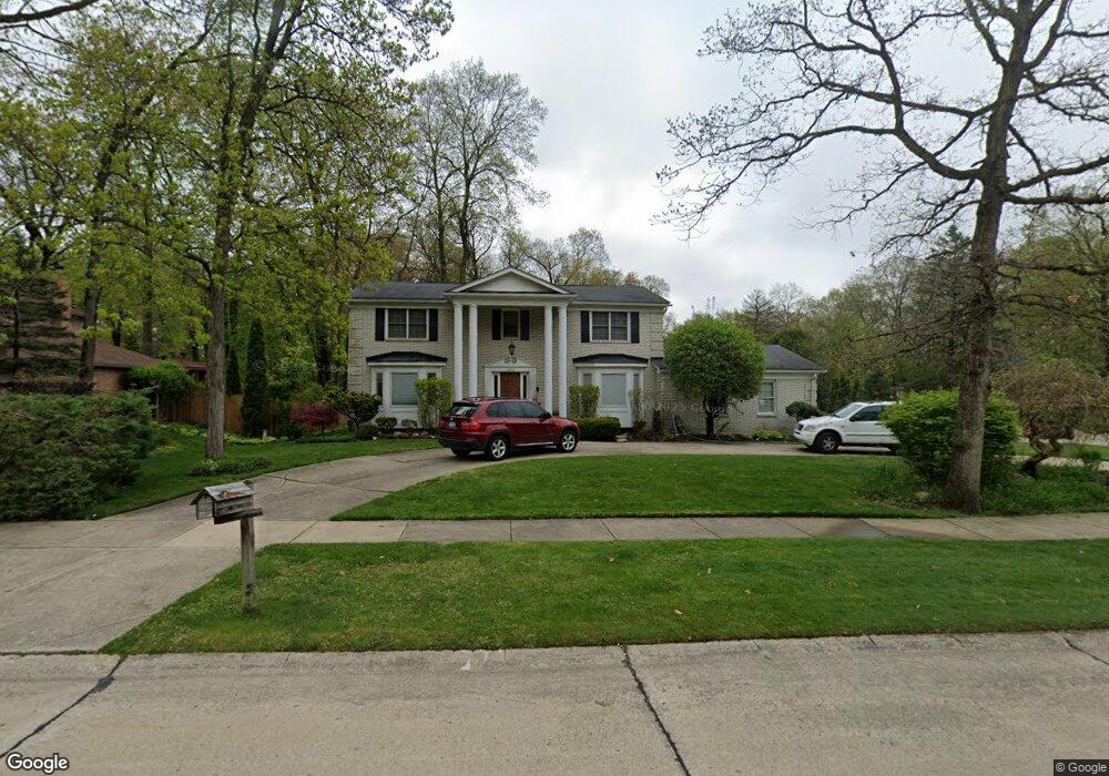 2512 Homewood Dr, Troy, MI 48098 - photo 1