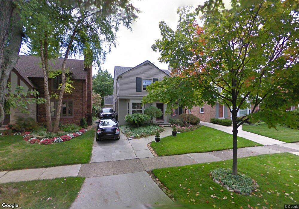 287 Merriweather Rd, Grosse Pointe Farms, MI 48236 - photo 1