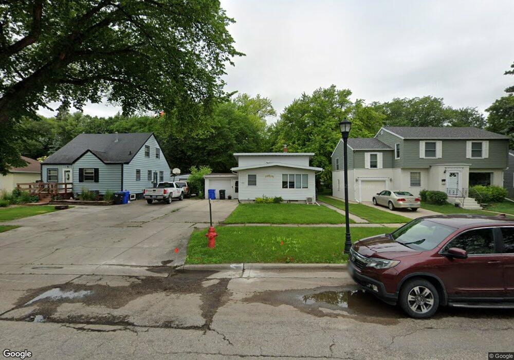 1446 9th St N, Fargo, ND 58102 - photo 1