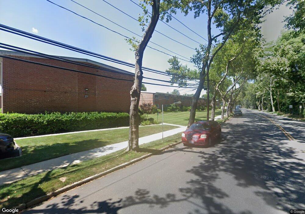 29 Wildwood Gardens unit A1, Port Washington, NY 11050 - photo 1