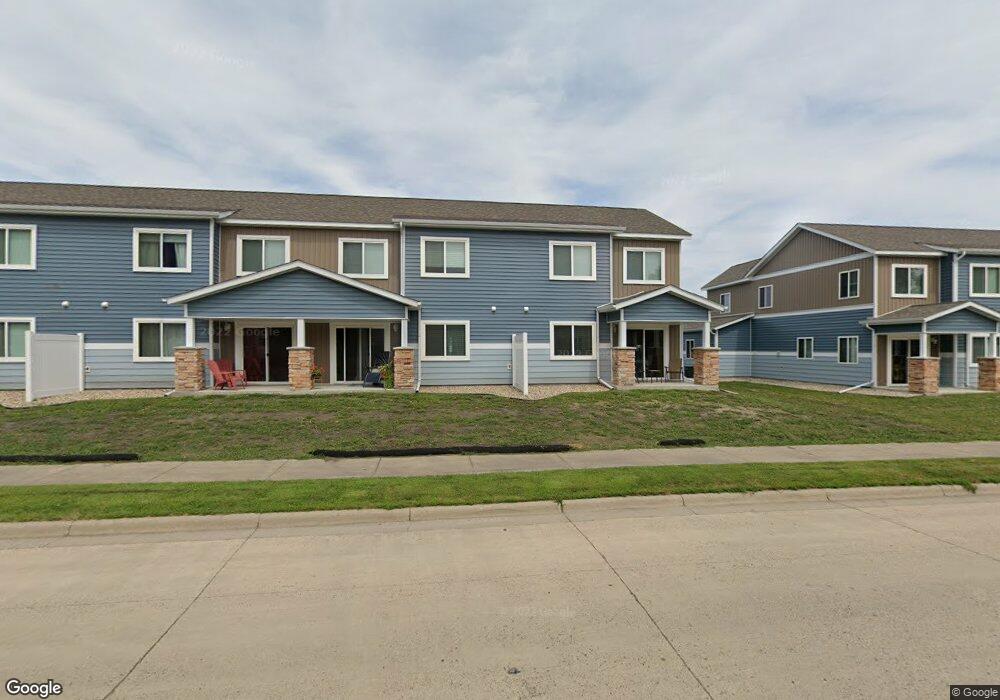 260 Mound Ave, Mankato, MN 56001 - photo 1