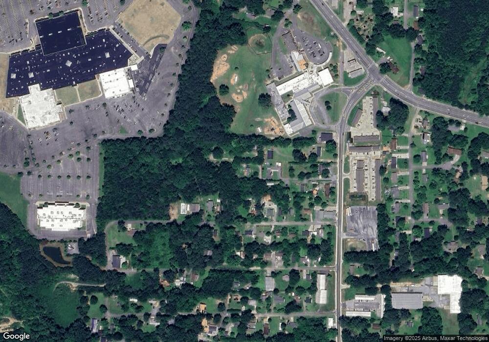 193 Geneva Way, Dalton, GA 30721 - photo 1