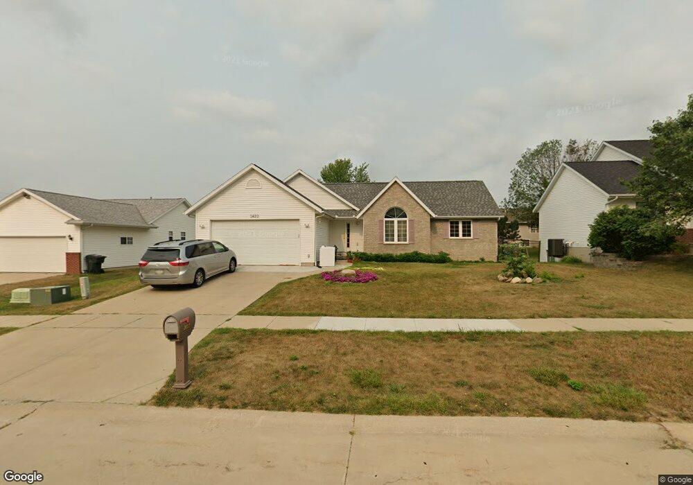 3622 Raccoon Ridge Rd SW, Cedar Rapids, IA 52404 - photo 1