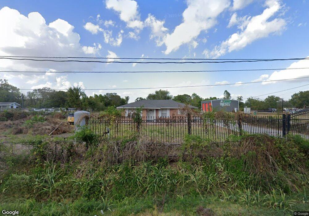 6120 Spindle Dr, Houston, TX 77086 - photo 1