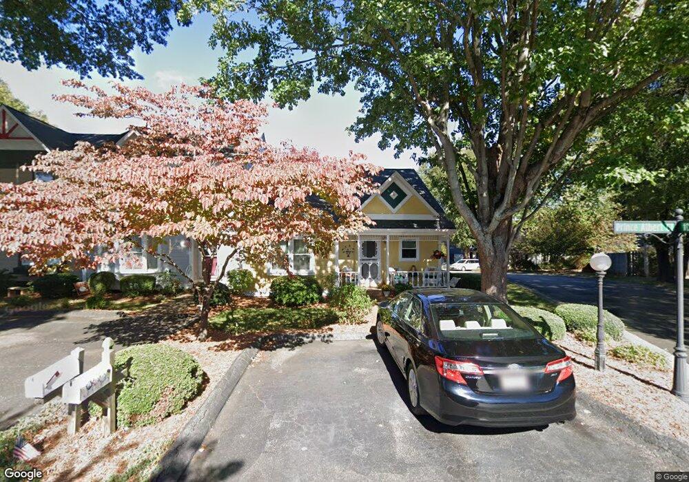 817 Prince Albert Ct, Statesville, NC 28677 - photo 1