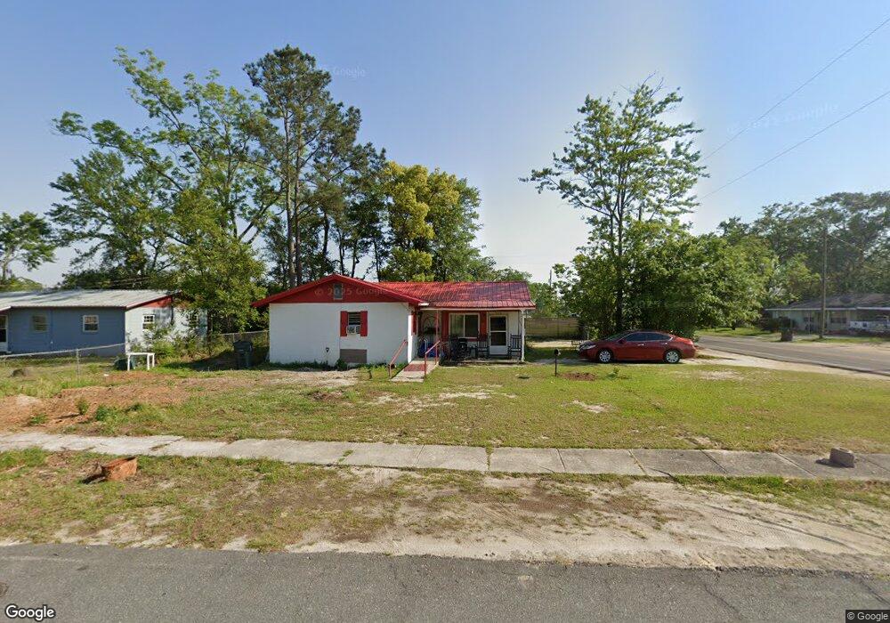 400 Hickory St, Douglas, GA 31533 - photo 1