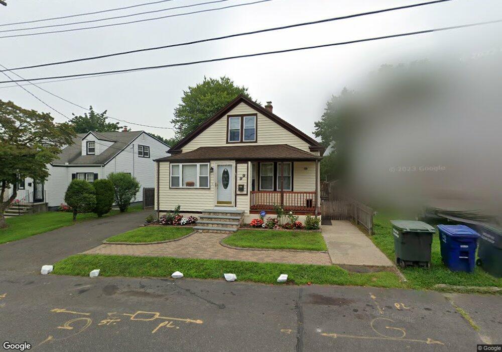 99 Robin St, Bridgeport, CT 06606 - photo 1